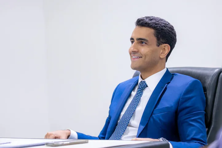 Prefeito JHC sancionou o PPA com veto a emenda que teria invadido competência do Executivo