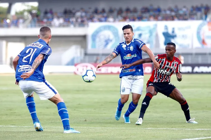 CSA enfrentou o São Paulo pela Série A de 2019, no Rei Pelé