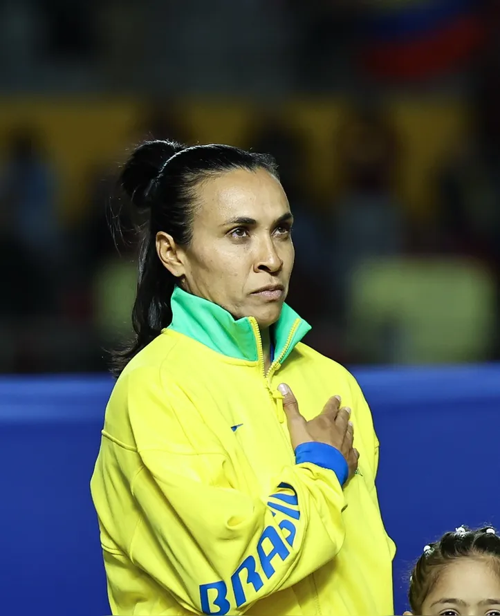 Marta vai chegando à casa dos 40 anos de idade