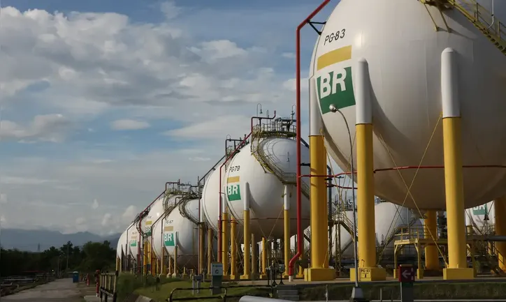 Imagem ilustrativa da imagem Petrobras anuncia queda de 14% no preço do gás natural