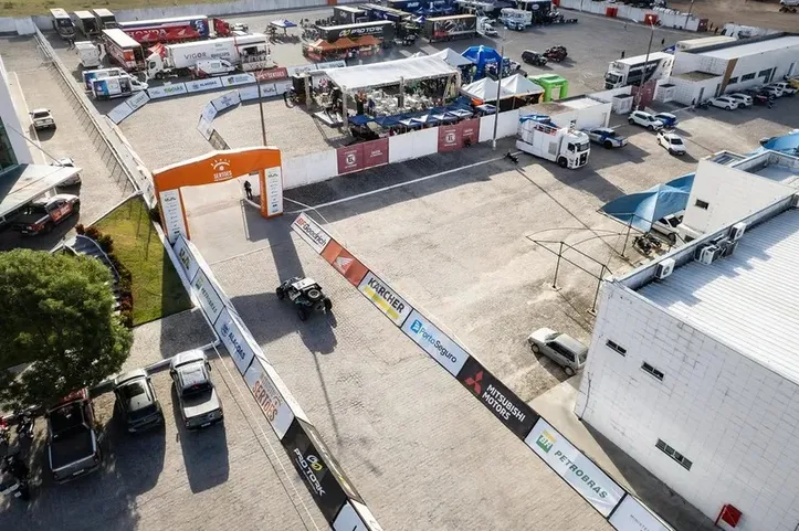 Rally dos Sertões começou em Goiânia-GO e terminou em Alagoas