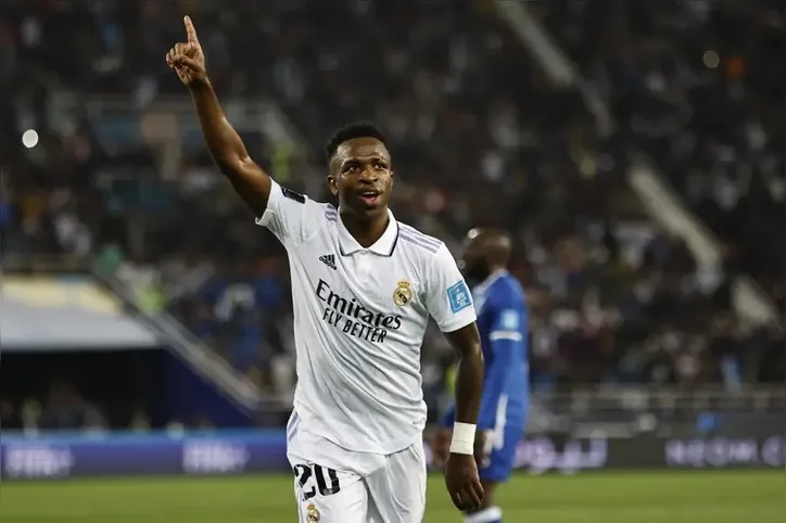Real Madrid de Vini Jr. encara o Al-Hilal, no Hard Rock Stadium