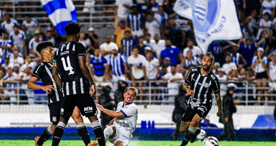 CSA ficou no empate por 1 a 1, contra o Figueirense, pela Série C