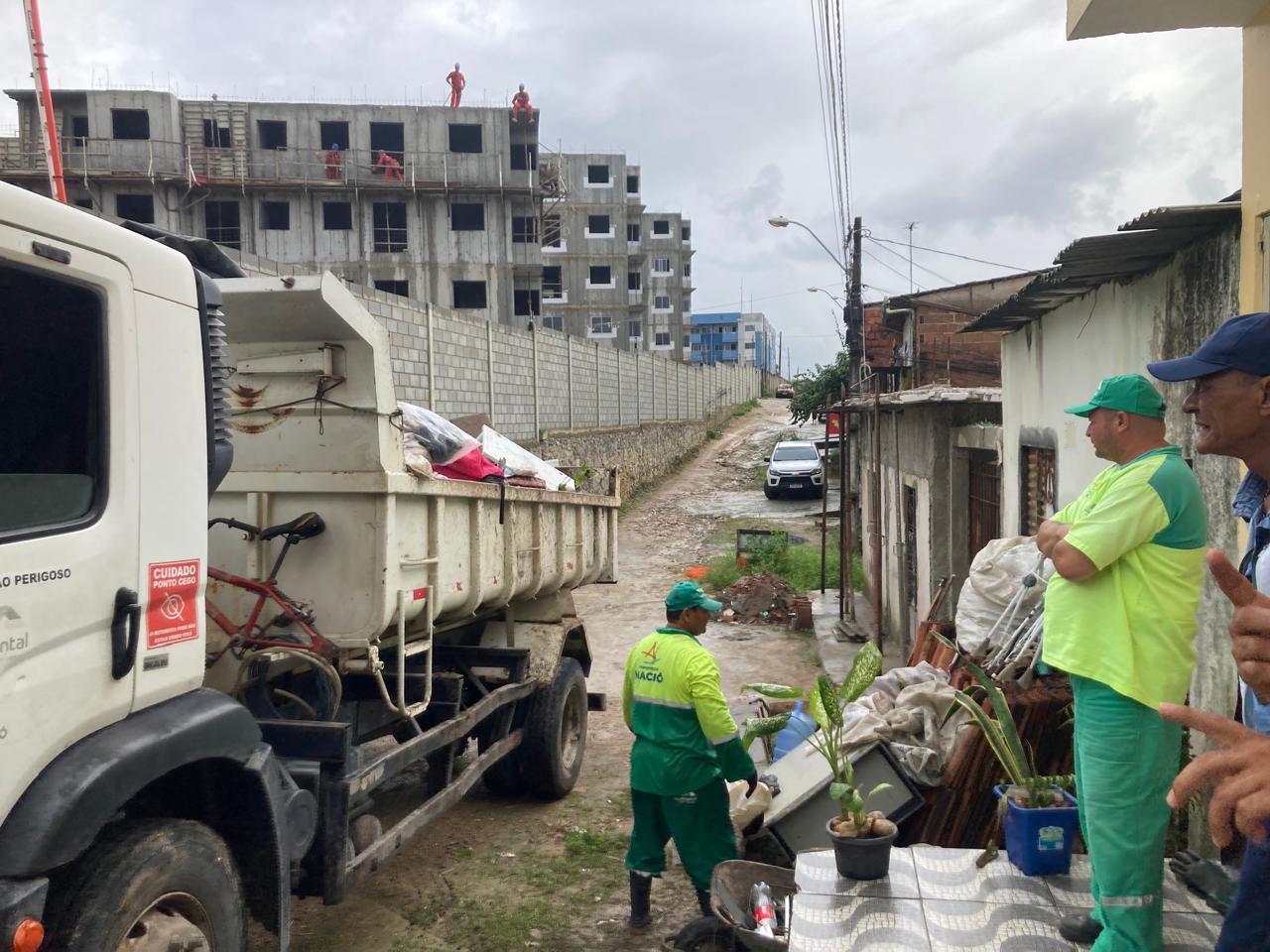 Vigilância Sanitária recolheu entulhos em residências de Maceió