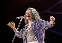 Simone canta o agora em show que chega a Maceió neste domingo imagem
