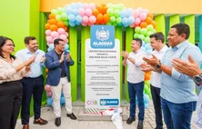Paulo entrega creche, ruas pavimentadas e ginásio em Feliz Deserto