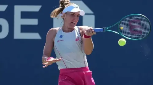 Bia Haddad domina desde o início e avança no US Open - Imagem