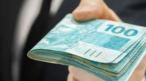 Governo confirma salário mínimo de R$ 1.621 em 2026 - Imagem