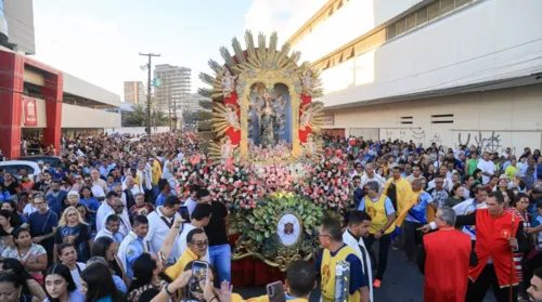 Festa de Nossa Senhora dos Prazeres leva milhares de fiéis às ruas de Maceió - Imagem
