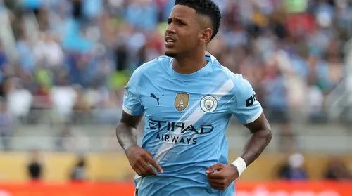 Manchester City recusa R$ 441,6 milhões por Savinho - Imagem
