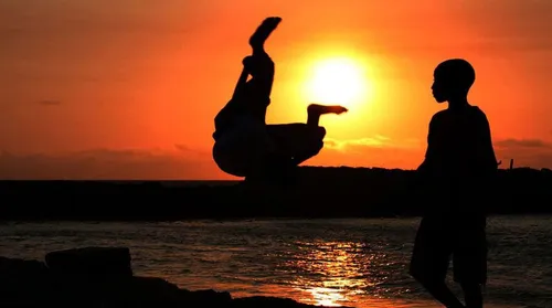 Nova exposição de Ailton Cruz propõe viagem fotográfica à Angola - Imagem
