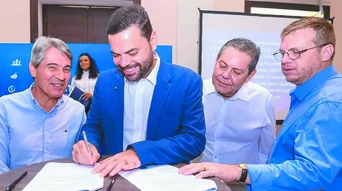 Programa Câmara Empreendedora tem apoio da Associação Comercial e Sebrae - Imagem