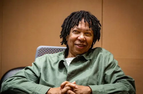 Ação inédita convida fãs a criarem versões de nova música do Djavan no Tiktok