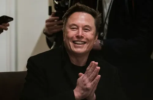 Elon Musk se torna a 1ª pessoa a acumular fortuna de US$ 500 bilhões