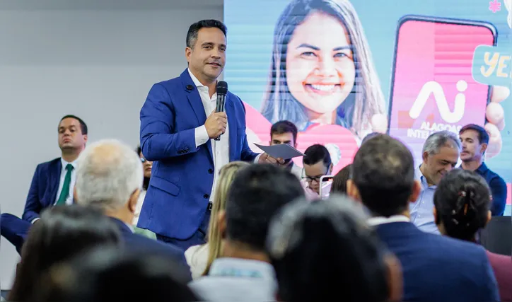 Paulo Dantas lançou nessa sexta-feira plataforma de serviços digitais Alagoas Inteligente