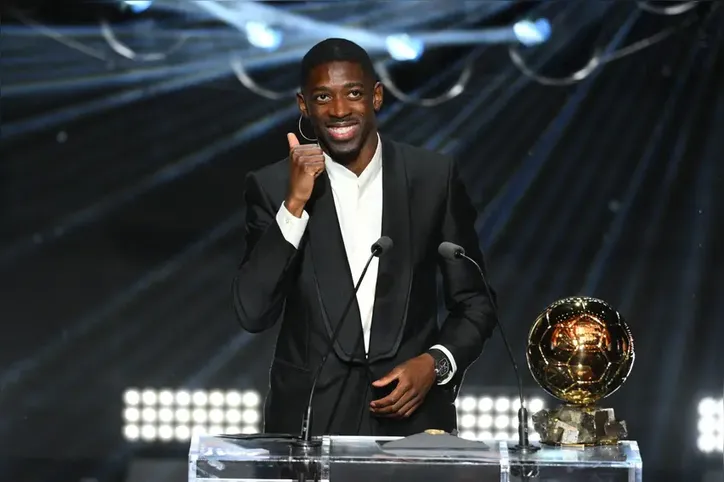 Ousmane Dembélé, do PSG, venceu o prêmio Bola de Ouro
