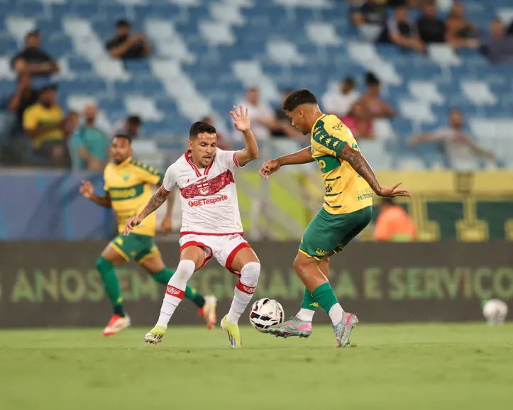 CRB perdeu para o Cuiabá, por 1x0, em jogo na Arena Pantanal, nessa segunda-feira (8), pela Série B