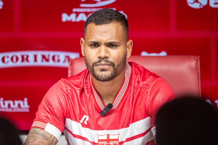 Atacante Mikael tem sido peça importante no esquema de jogo do técnico Eduardo Barroca