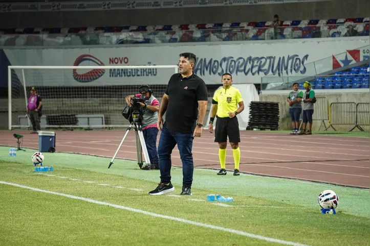 Técnico do CRB, Eduardo Barroca lamentou mais uma derrota do time, fora de casa, pela Série B