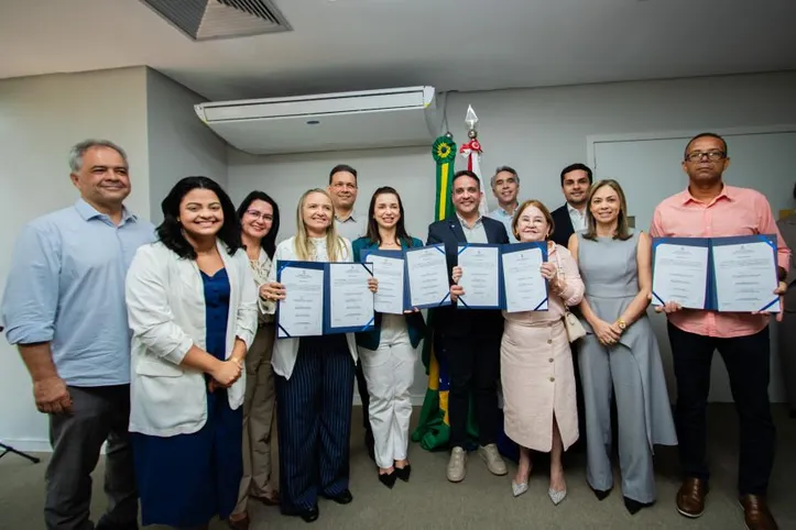 Governador Paulo Dantas assinou ontem as ordens de serviço para construção das novas creches