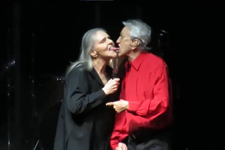 Imagem ilustrativa da imagem Como Caetano Veloso deu primeiro empurrão na carreira de Angela Ro Ro