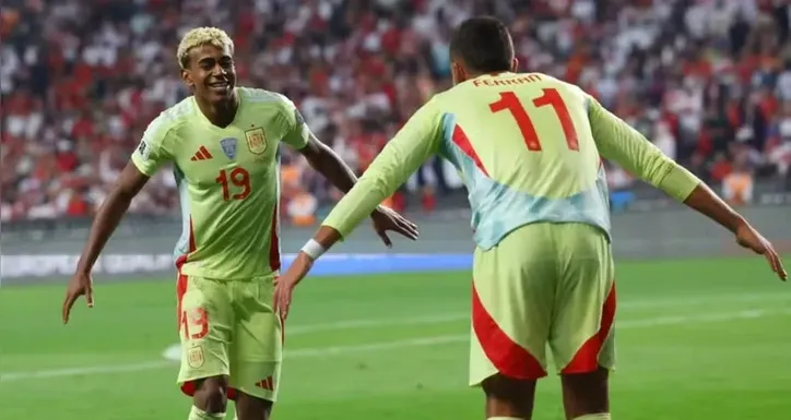 Espanha de Lamine Yamal é a nova líder do ranking da Fifa