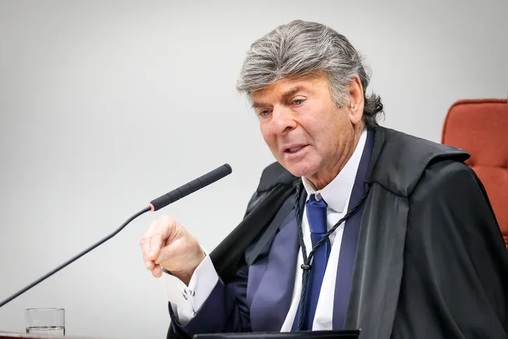 Para Fux, julgamento de Bolsonaro e demais réus deveria tramitar na 1ª instância da Justiça