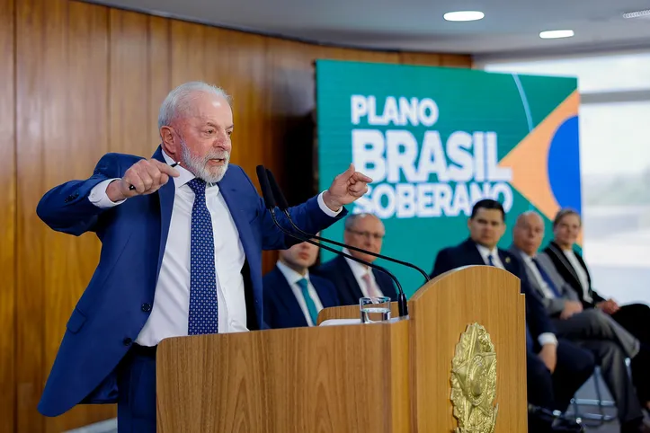 Presidente da República, Luiz Inácio Lula da Silva, durante cerimônia de assinatura da Medida Provisória “Brasil Soberano”