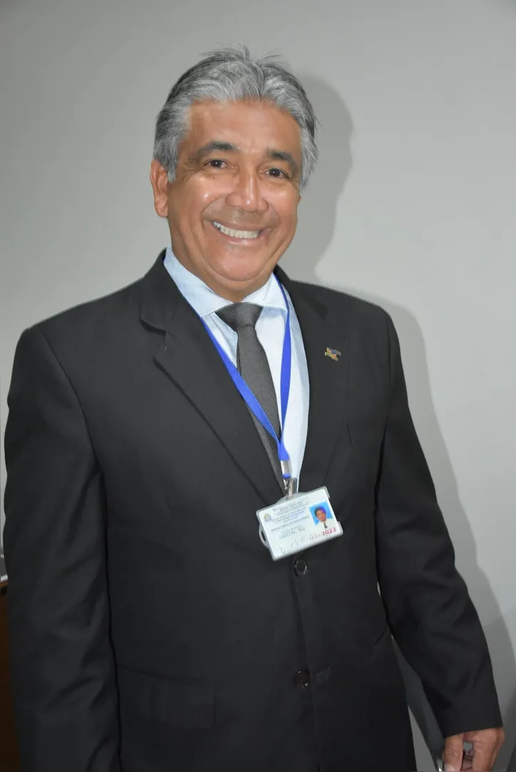 Presidente do Conselho dos Corretores de Imóveis de Alagoas (Creci-AL), SÉRGIO CABRAL comanda nesta quinta-feira (28), em Maceió, a festa em comemoração ao dia dos profissionais do setor.