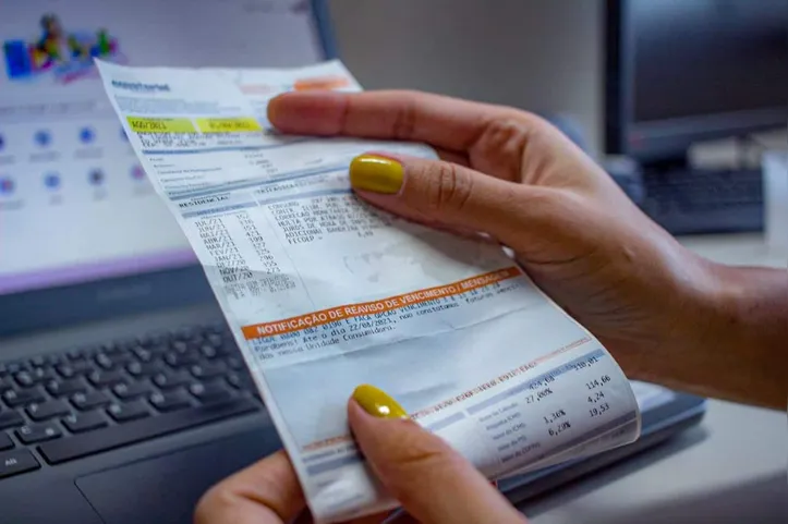 Motivos da alta incluem renegociações de contratos, benefícios a setores e menor volume de chuvas