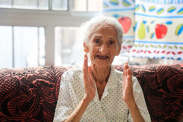 Rio Largo, 21 de agosto de 2025. 
Joana Espirito Santos de 116 anos, moradora do conjunto Antonio Lins, em Rio Largo, Alagoas - Brasil.
Foto:@Ailton Cruz