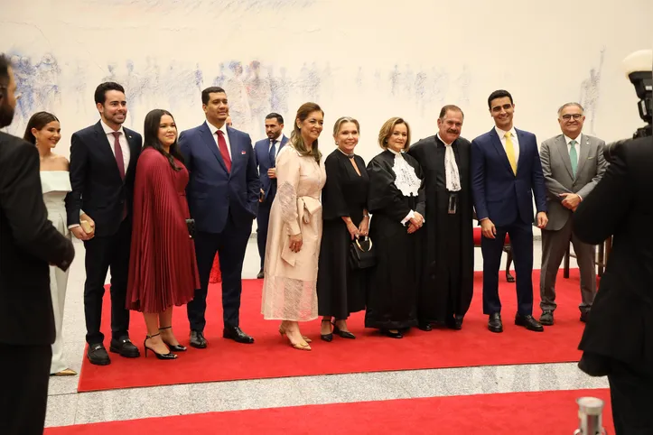 Marluce Caldas foi empossada ontem como nova ministra do STJ numa solenidade concorrida