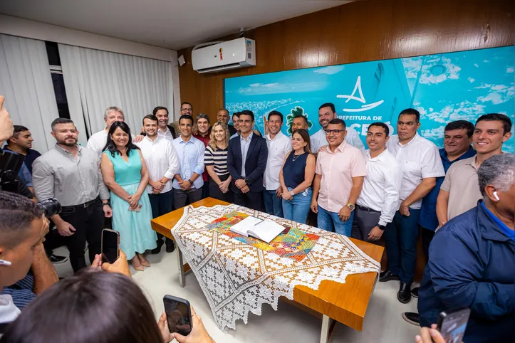 JHC tem o apoio da grande maioria dos vereadores, enquanto oposição se resume a três nomes