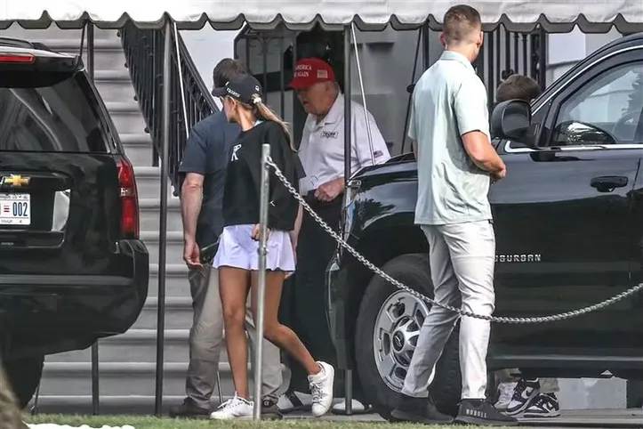 Trump é visto a caminho de campo de golfe