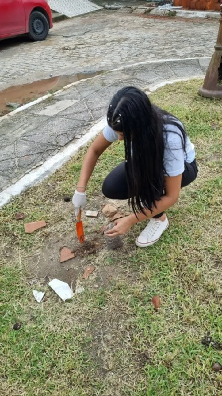 Também foram encontradas fezes humanas e de animais em 96% das áreas avaliadas