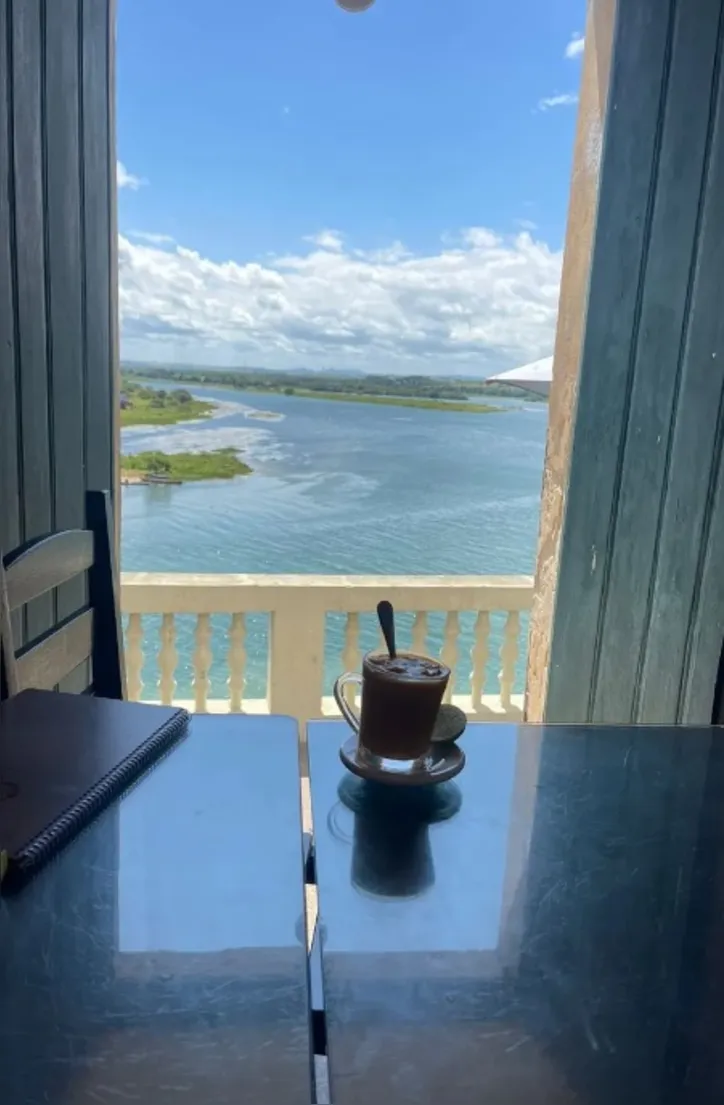 Imagem ilustrativa da imagem Restaurante Maurício de Nassau: história, vista e sabor em Penedo