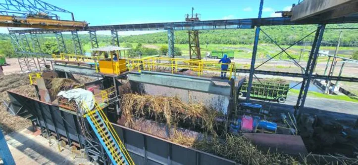 Estado conta com 15 unidades sucroenergéticas em atividade produzindo açúcar, etanol e energia a partir do bagaço