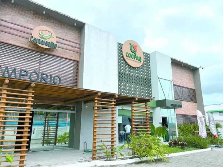 Cooperativa reúne mais de 900 associados em 21 municípios