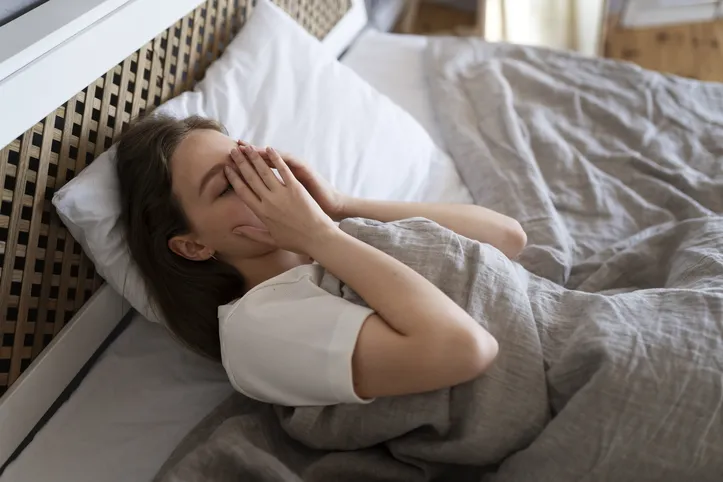 Noites de sono mal dormidas com frequência podem ser um indício de transtorno