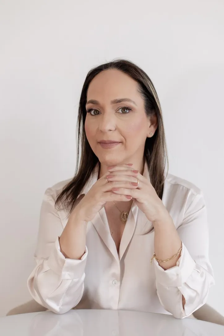 Médica fala sobre os hábitos que devem ser adotados durante o dia para garantir uma boa noite de sono