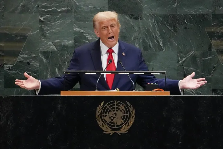 Donald Trump surpreendeu ontem ao elogiar o Presidente Lula