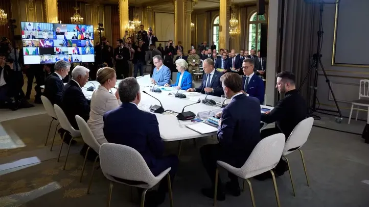 Reunião em Paris discutiu próximos passos para tentar encerrar conflito entre Rússia e Ucrânia
