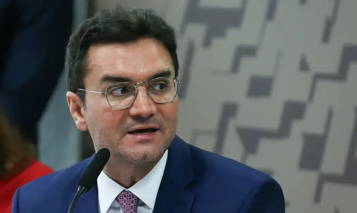 Imagem ilustrativa da imagem União Brasil pressiona por saída do governo e ameaça expulsar ministro