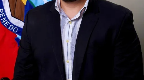 Jair Galvão Neto, Secretário de Turismo de Penedo, entre os finalistas do XI PRÊMIO ABBTUR - Imagem