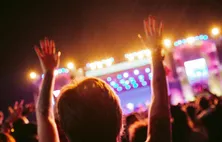 Consumo cultural cresce no digital e estagna no presencial, aponta pesquisa