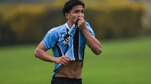Alagoano João Borne desponta como joia do Sub-17 do Grêmio - Imagem