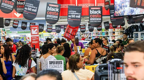 Virada de quinta para sexta tem os maiores descontos da Black Friday - Imagem