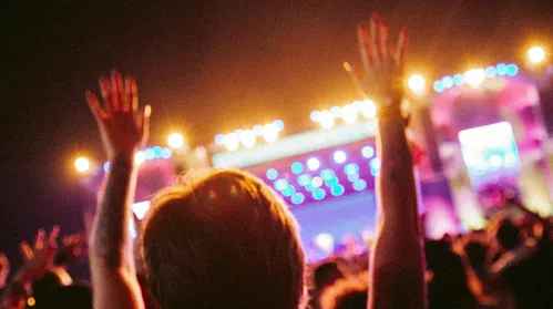 Consumo cultural cresce no digital e estagna no presencial, aponta pesquisa - Imagem