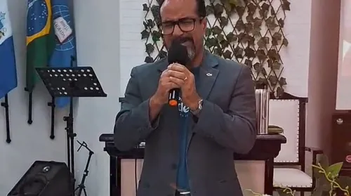 IB Pajuçara celebra 10 anos de ordenação de seu pastor - Imagem