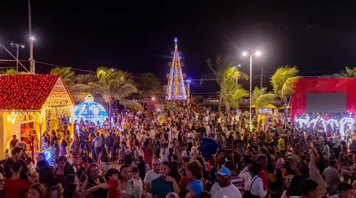 Luzes, desfile e música marcam a abertura do Natal de Todos Nós - Imagem